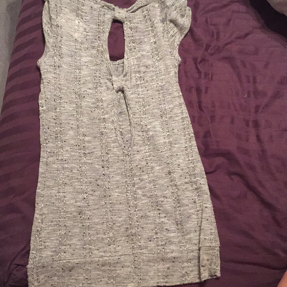 Top - Picture 2 of 2